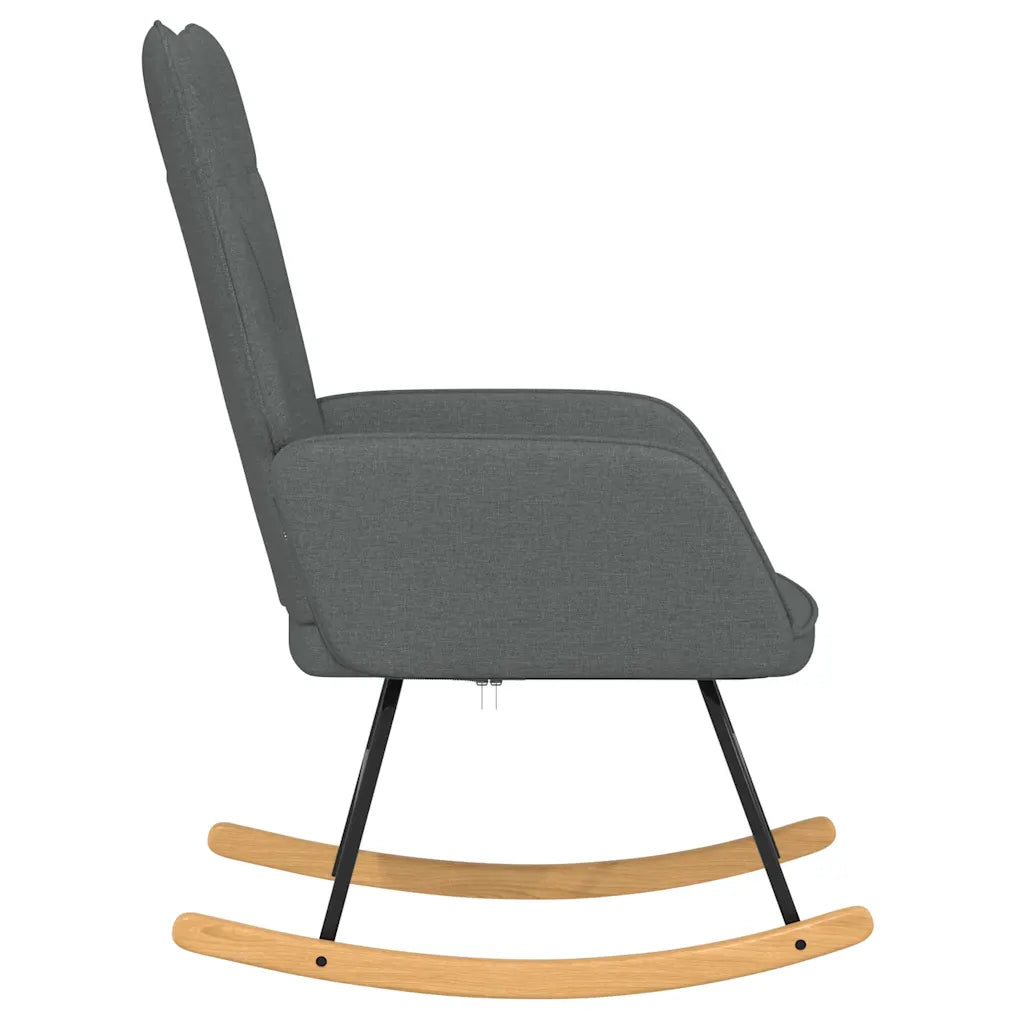 Un Fauteuil à Bascule gris, avec un dossier haut confortable.