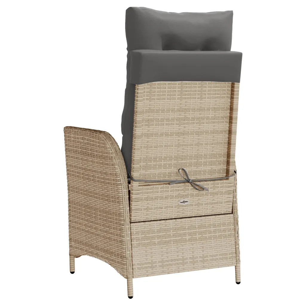 Un Fauteuil de Jardin Inclinable en polyrotin résistant aux intempéries.