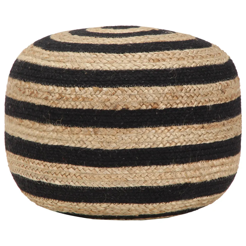 Un Pouffe Repose Pieds artisanal en toile de jute et aux rayures noires.