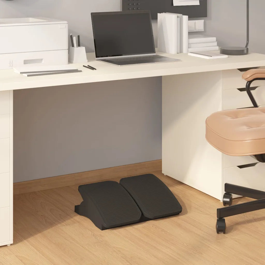 Un Repose Pieds Pas Cher et ergonomique de couleur noir.