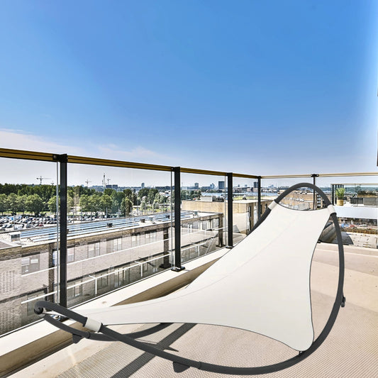 Une chaise de Balcon très pratique grâce à ses roues.