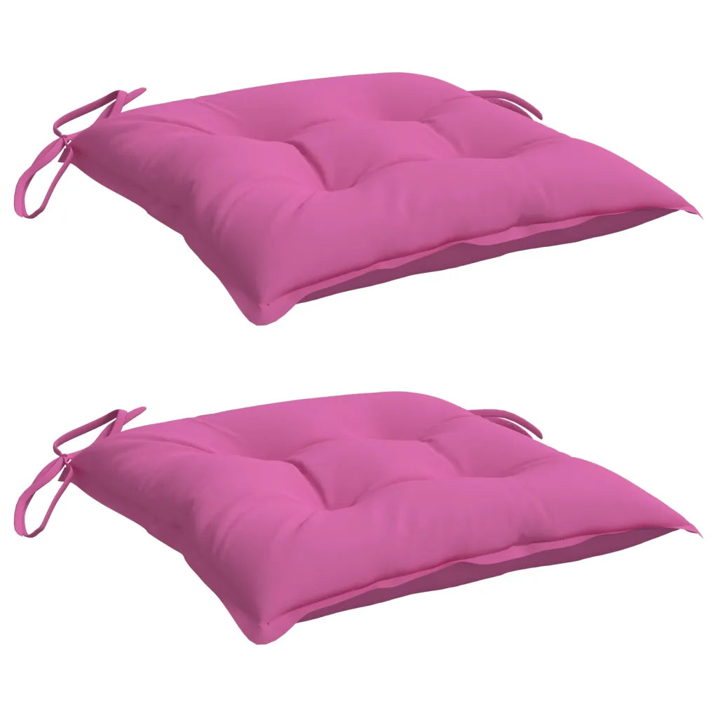 Un Coussin Rose vendu par 2 qui sera parfait pour un fauteuil à bascule.