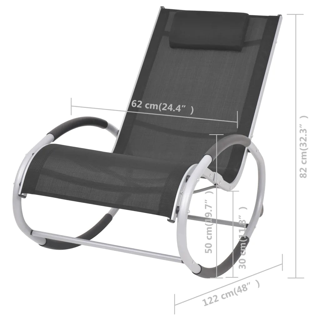 Un Fauteuil Relaxant noir, à Bascule qui sera parfait dans le jardin.