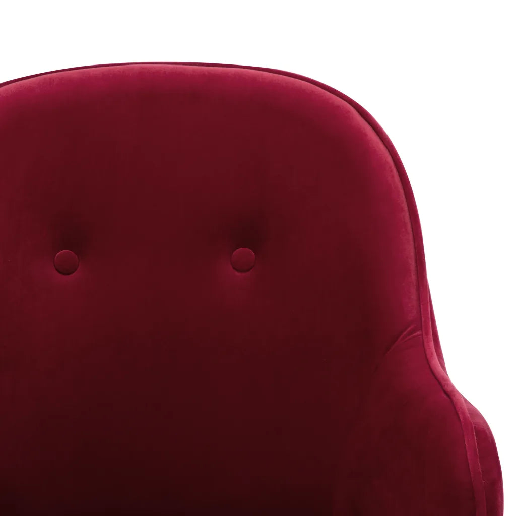 Dossier d'un fauteuil à bascule rouge