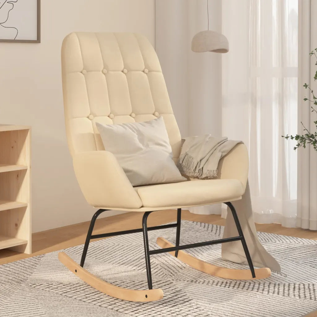 Un Fauteuil à Bascule couleur crème Design et élégant.