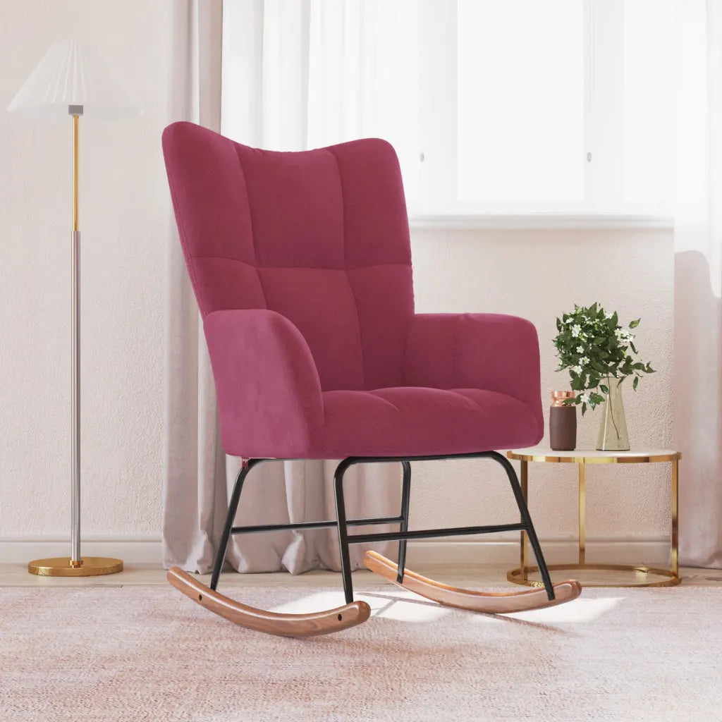 Un Fauteuil Design couleur rouge vin, parfait pour l'Allaitement.